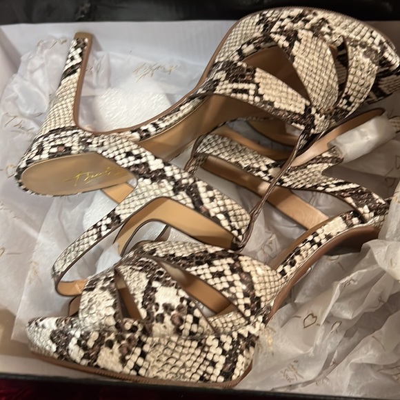Thalia Sodi Verrda platform sling back Snake Skin pattern Sandals Sz 8M … - Picture 8 of 12